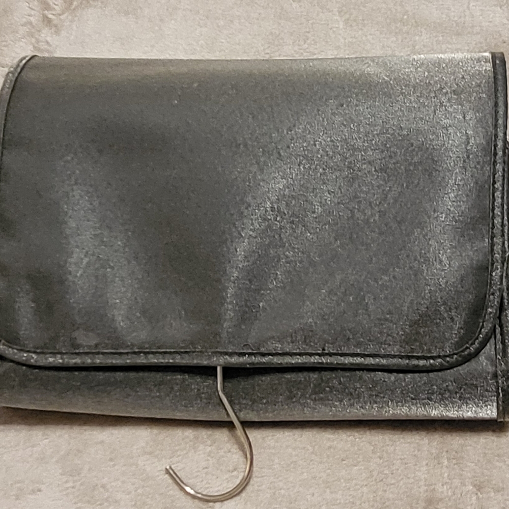 Shiseido Silver 3 Section Fold Up Cosmetic Make-Up Organizer Travel Bag